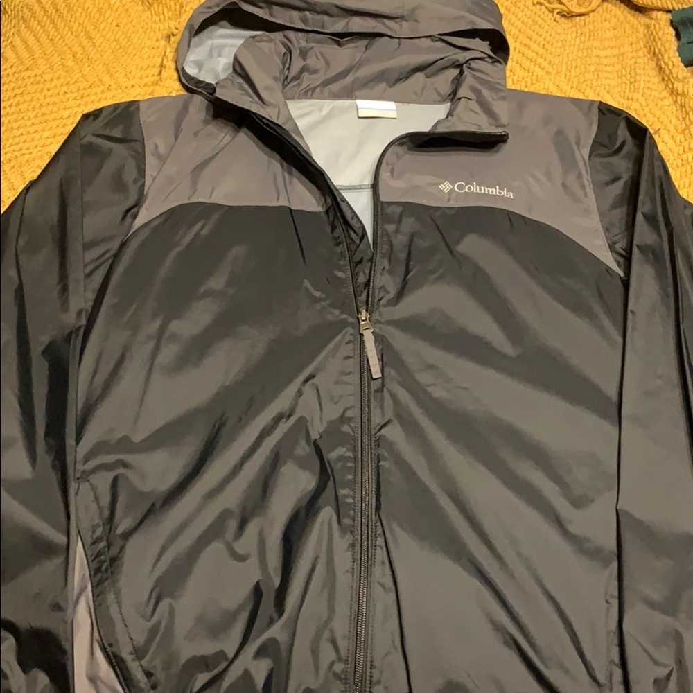 Columbia windbreaker